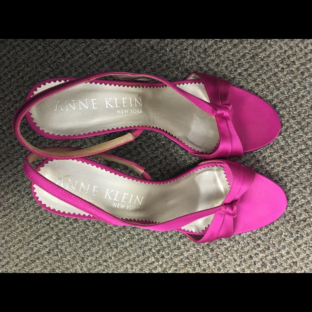 Anne Klein Pink Satin Heels